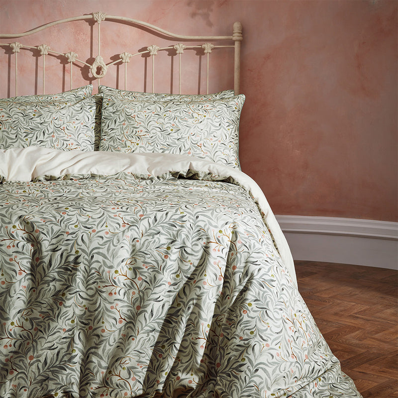 EW by Edinburgh Weavers Malory Traditional Floral Printed Piped Duvet Cover Set in Eucalyptus