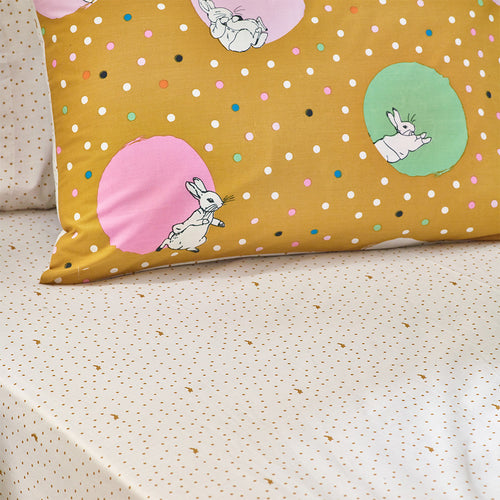 Peter Rabbit™ Dotty Peter Rabbit™ Fitted Bed Sheet in Ochre